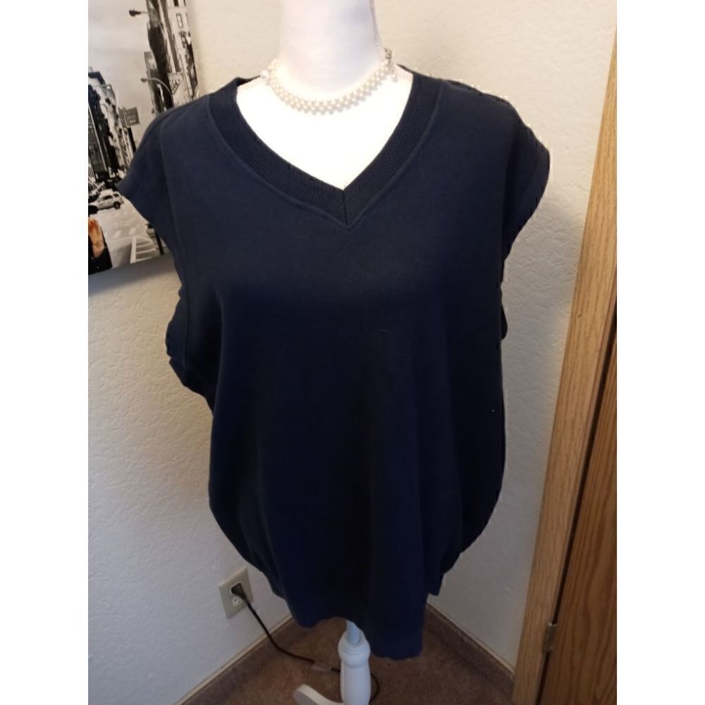 Bolle Golf Wear Dark Blue Sleeveless Pullover- Large
